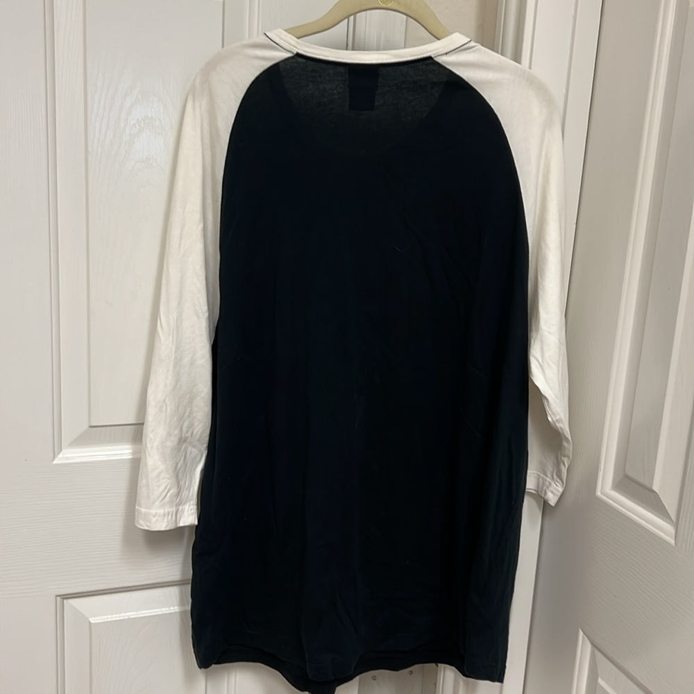 Nike Black and Cream Raglan Tee 3/4 sleeves, XXL - Picture 4 of 4